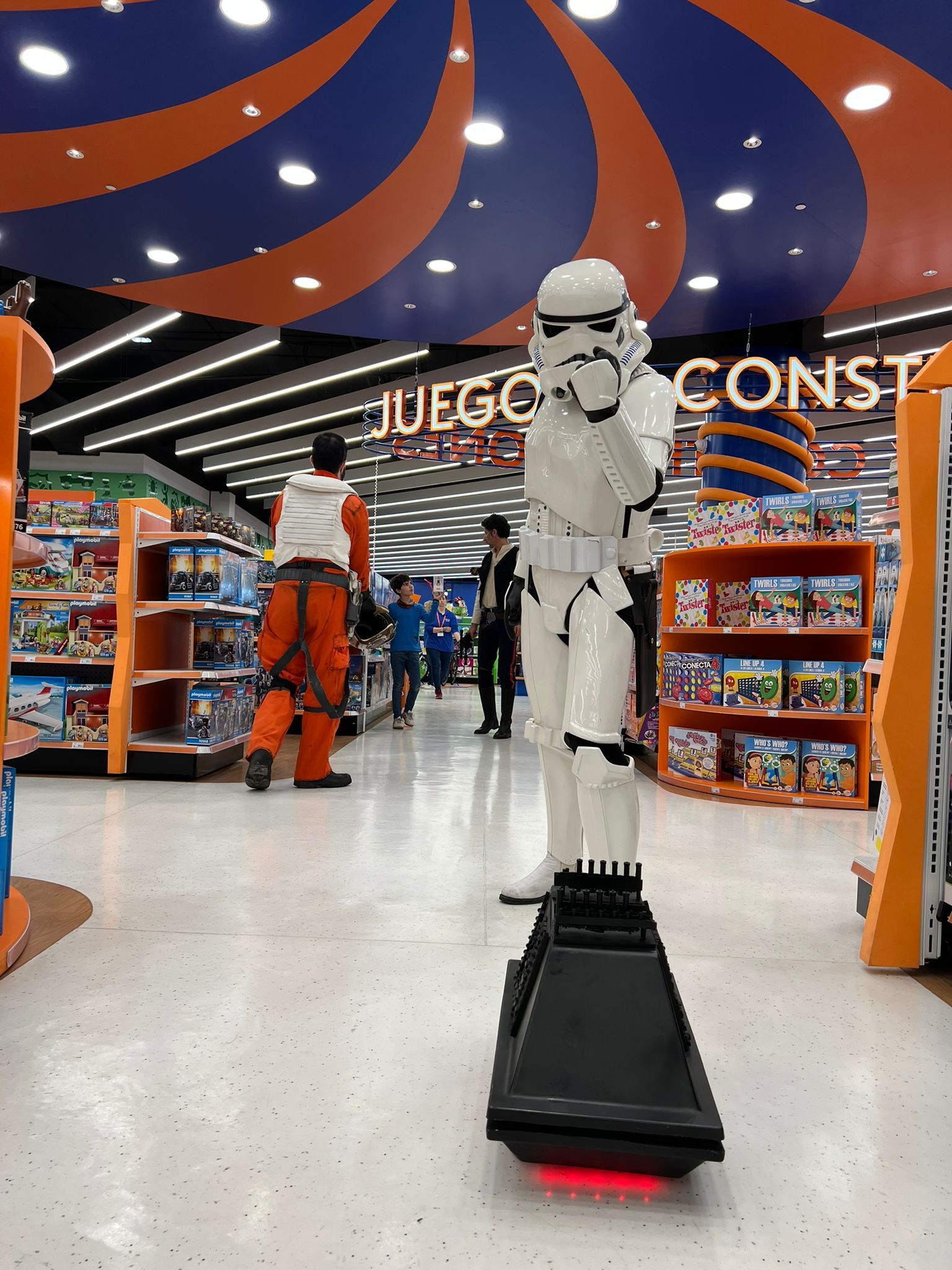 Astromech Spain - ToysRus Alcobendas (2022)