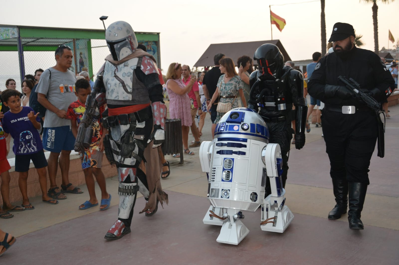 Astromech Spain - Desfile a favor de Papilio (2022) Astromech Spain - Desfile a favor de Papilio (2022)